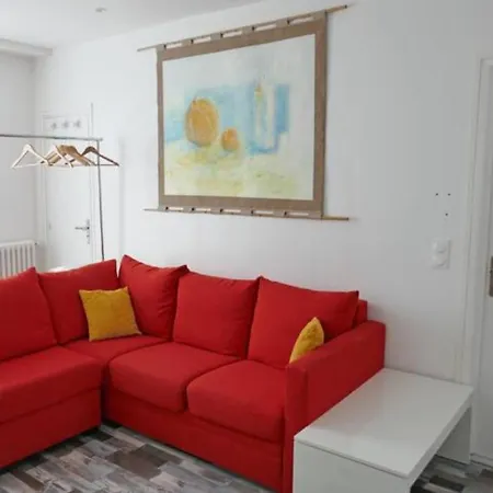 Camille - Proche Paris & Disneyland Apartment *