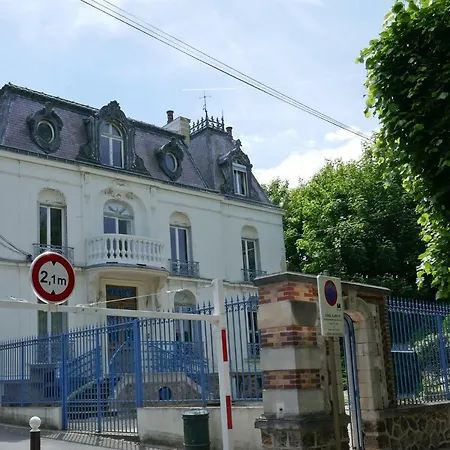 Camille - Proche Paris & Disneyland Appartamento