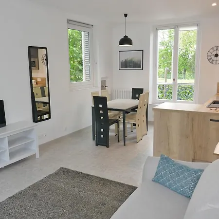 Camille - Proche Paris & Disneyland Lagny-sur-Marne
